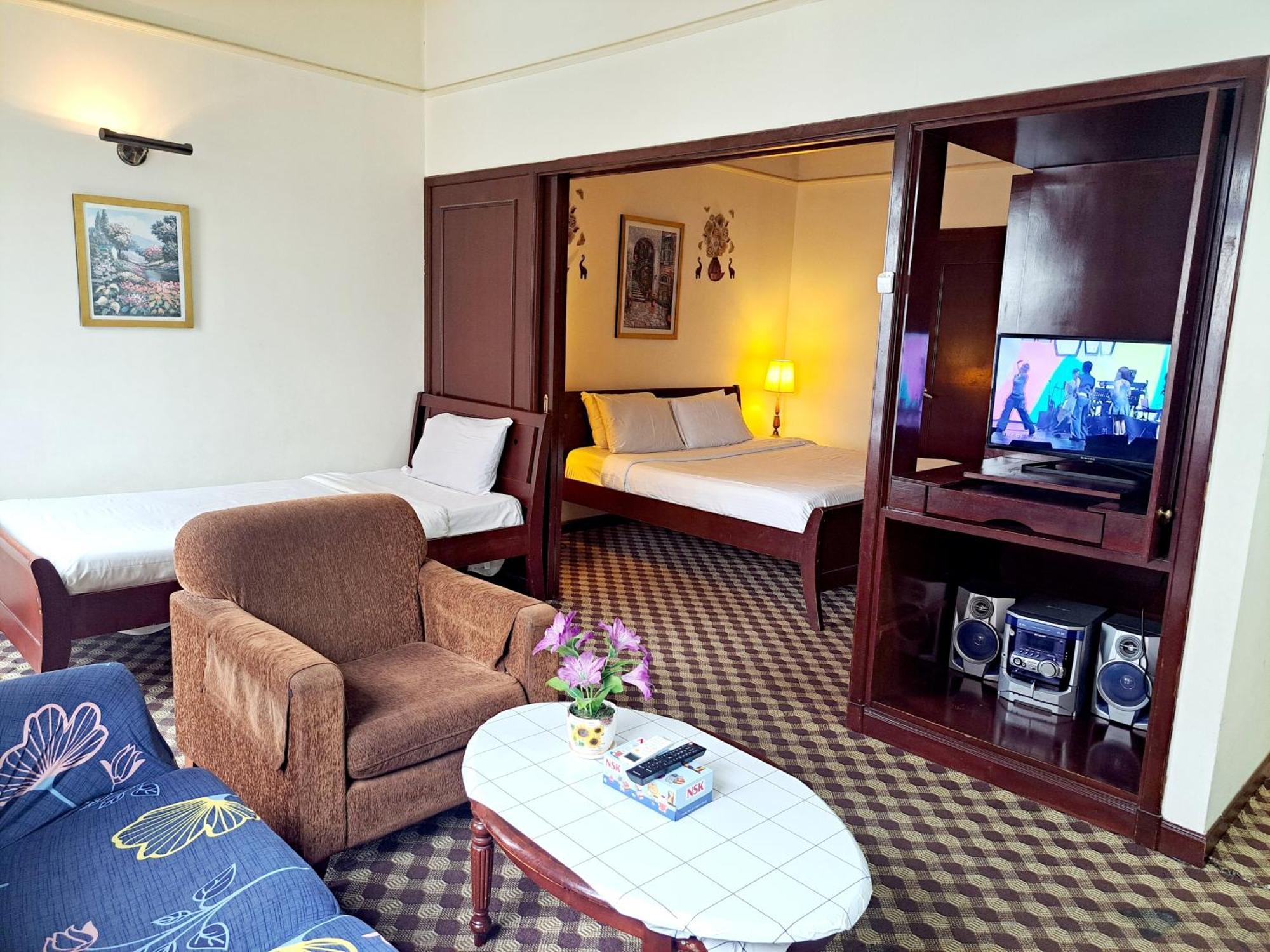 East Service Times Square Kl Apartment